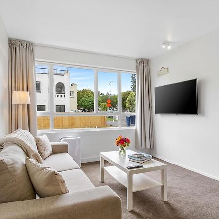 One Bedroom Apartment, Heart Of Newmarket Auckland Exterior photo
